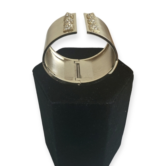 Victoria's Secret "Scandalous" Goldtone & Rhinestone Hinged Cuff Bracelet - Picture 6 of 9